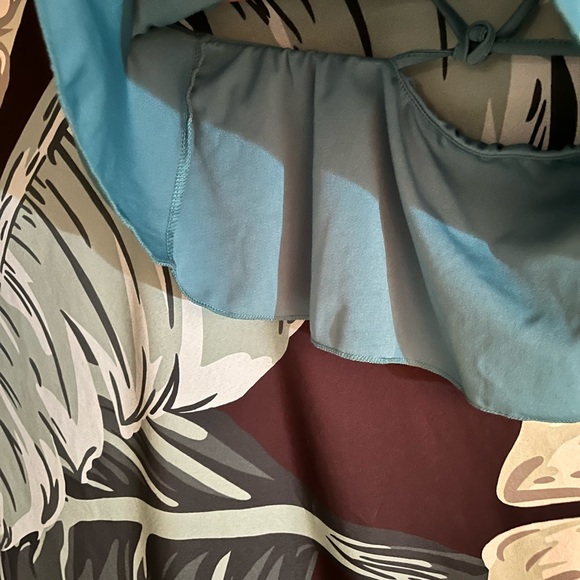 2pc resort wear - Picture 5 of 5